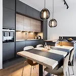 Apartment 1919