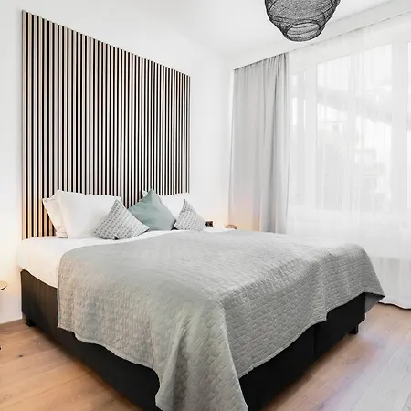 1919 Apartament