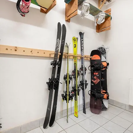 Apartament 1919 *